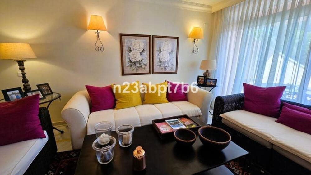 2 bedroom Apartment for rent in Marbella with pool garage - € 3,000 (Ref: 10002554)