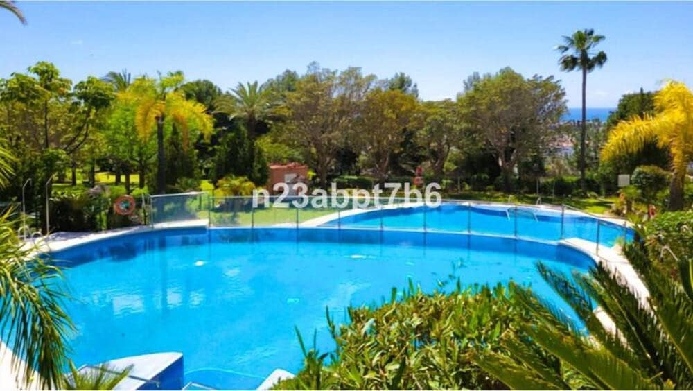 2 bedroom Apartment for rent in Marbella with pool garage - € 3,000 (Ref: 10002554)