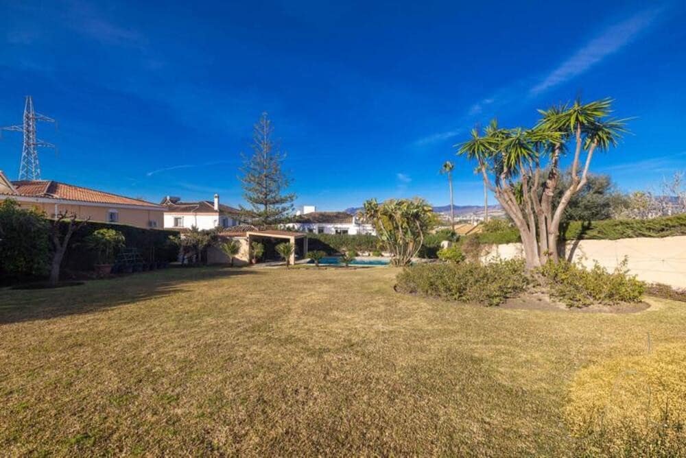 Solar/Parcela en Guadalmina en venta - 1.285.000 € (Ref: 10002555)