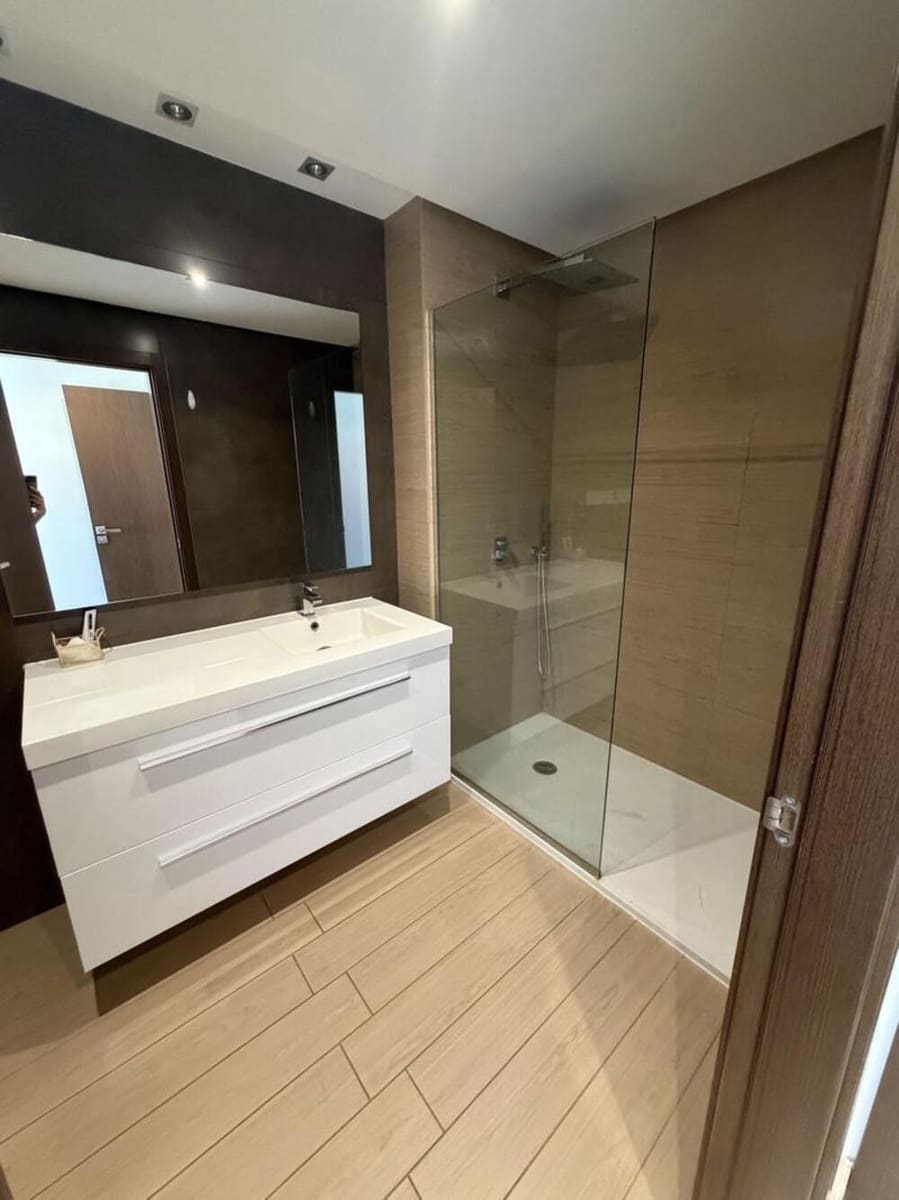 2 camera da letto Attico da affittare in Los Arqueros con piscina garage - 2.800 € (Rif: 10004957)