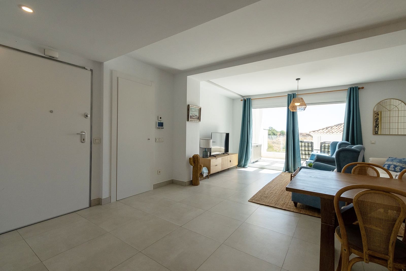 Ático de 3 habitaciones en Marbella en alquiler con piscina garaje - 3.800 € (Ref: 10004958)