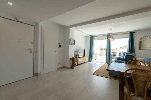 3 slaapkamer Penthouse te huur in Alto de los Monteros, Marbella - € 3.800 (Ref: 10004958)