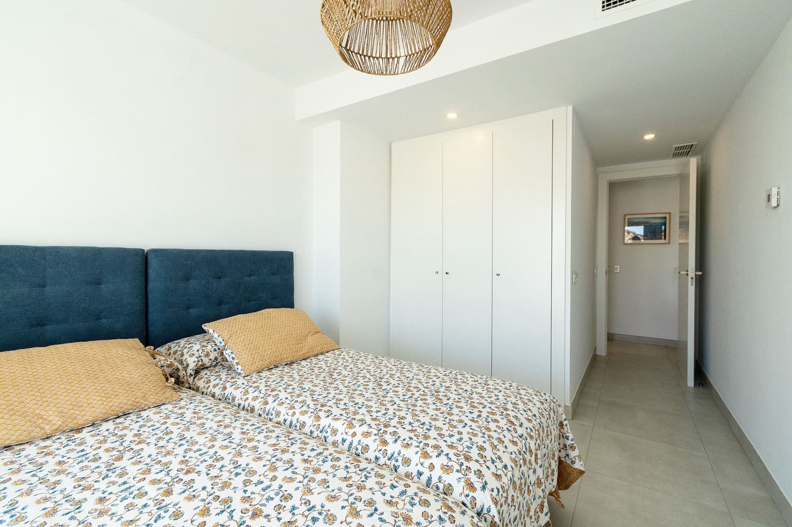 Ático de 3 habitaciones en Marbella en alquiler con piscina garaje - 3.800 € (Ref: 10004958)