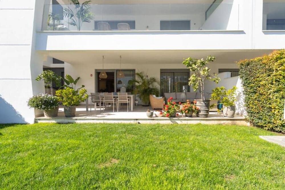 3 camera da letto Appartamento da affittare in New Golden Mile con piscina garage - 3.400 € (Rif: 10004961)