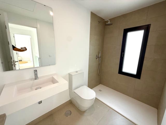 Casa de 3 habitaciones en El Paraiso, Estepona en alquiler con piscina garaje - 4.500 € (Ref: 10008238)