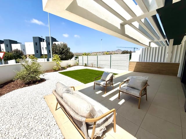 3 quarto Casa em Banda para arrendar em El Paraiso, Estepona com piscina garagem - 4 500 € (Ref: 10008238)