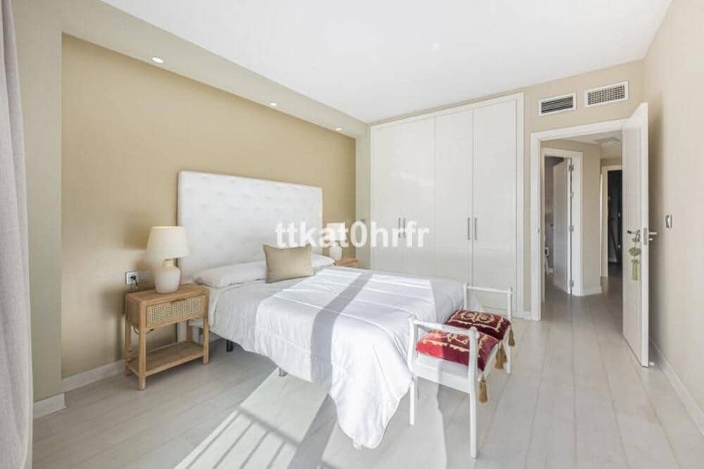 3 soverom Leilighet til leie i Puerto Banus med garasje - € 5 000 (Ref: 10010209)