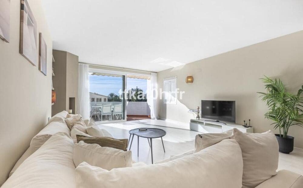 3 soverom Leilighet til leie i Puerto Banus med garasje - € 5 000 (Ref: 10010209)
