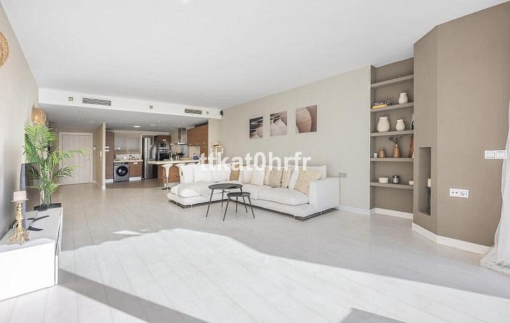 3 soverom Leilighet til leie i Puerto Banus med garasje - € 5 000 (Ref: 10010209)