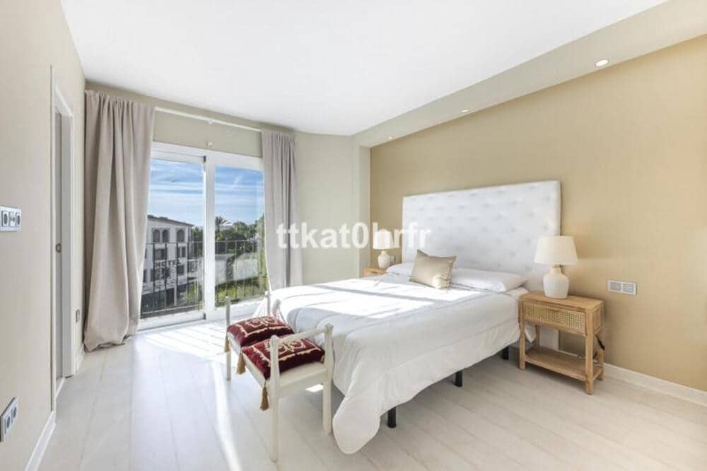 3 soverom Leilighet til leie i Puerto Banus med garasje - € 5 000 (Ref: 10010209)