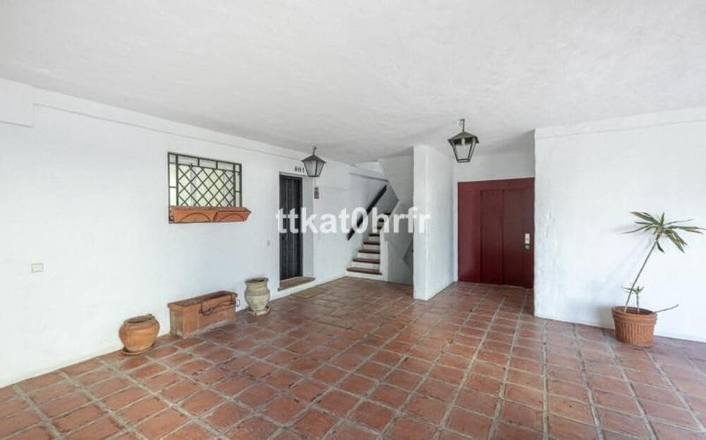 3 soverom Leilighet til leie i Puerto Banus med garasje - € 5 000 (Ref: 10010209)