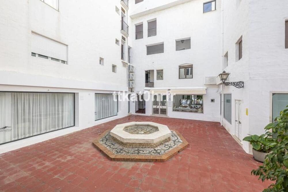 3 soverom Leilighet til leie i Puerto Banus med garasje - € 5 000 (Ref: 10010209)