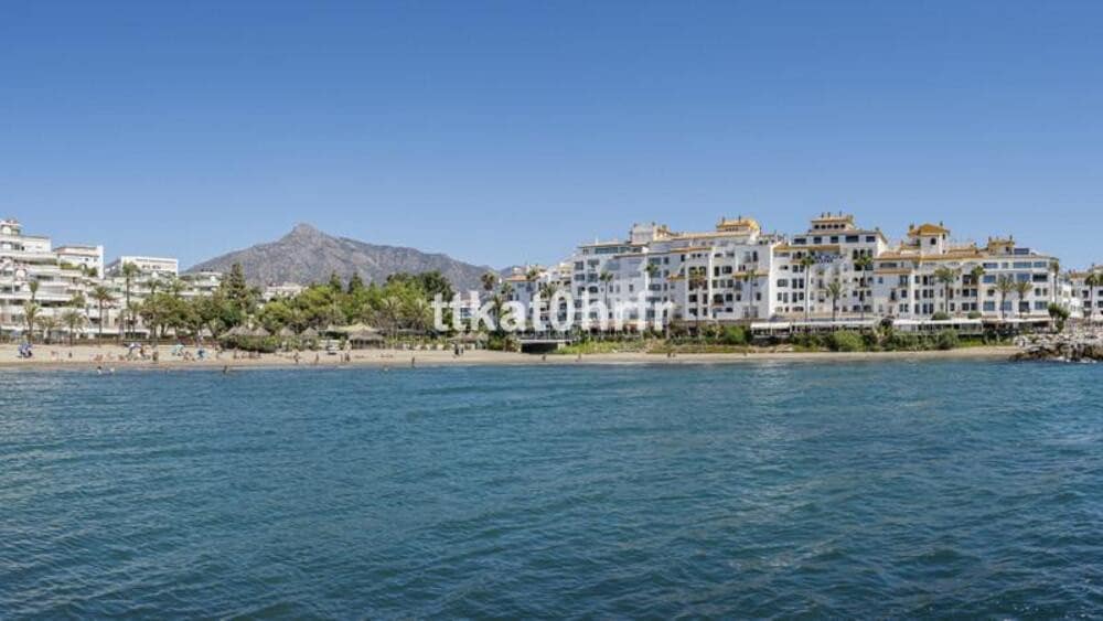 3 soverom Leilighet til leie i Puerto Banus med garasje - € 5 000 (Ref: 10010209)