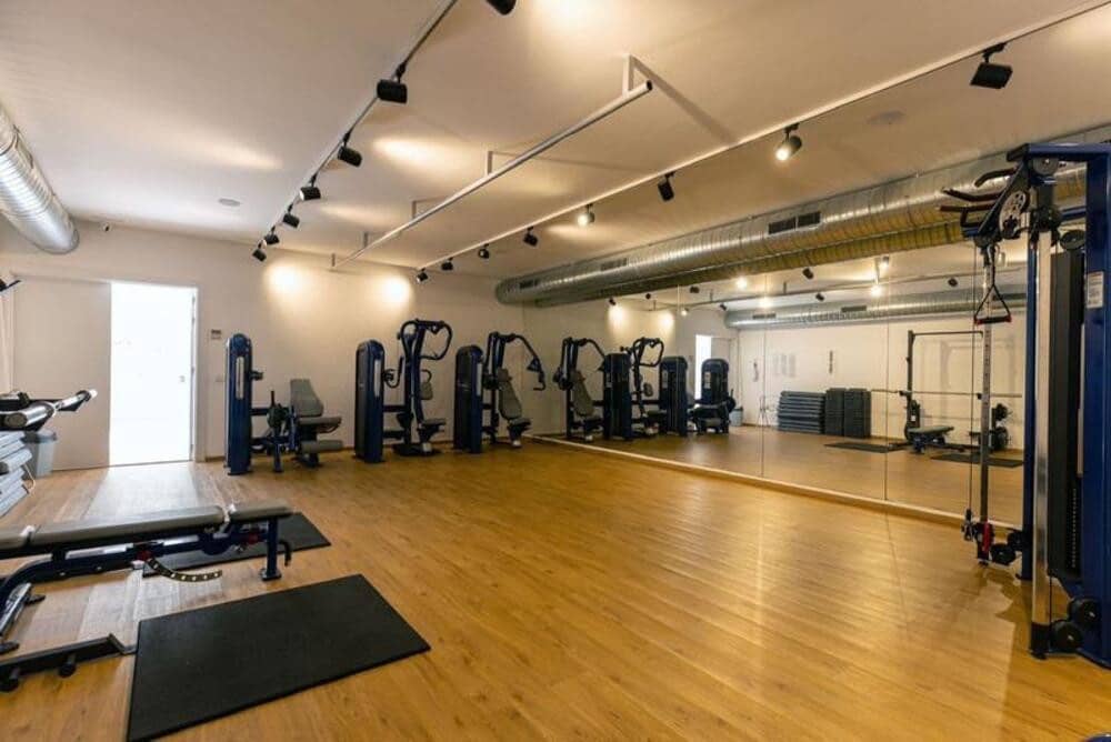 2 sovrum Lägenhet att hyra i New Golden Mile med pool garage - 2 300 € (Ref: 10012784)