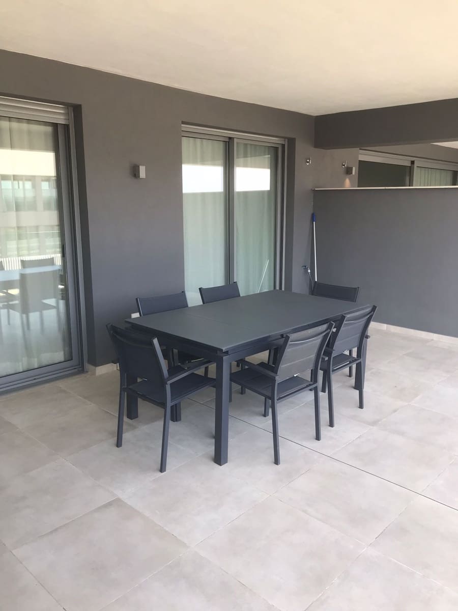 2 sovrum Lägenhet att hyra i New Golden Mile med pool garage - 2 300 € (Ref: 10012784)