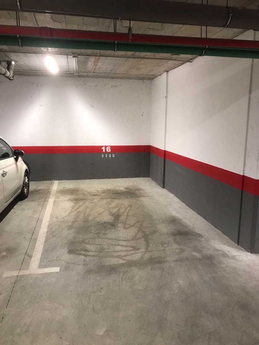 2 sovrum Lägenhet att hyra i New Golden Mile med pool garage - 2 300 € (Ref: 10012784)