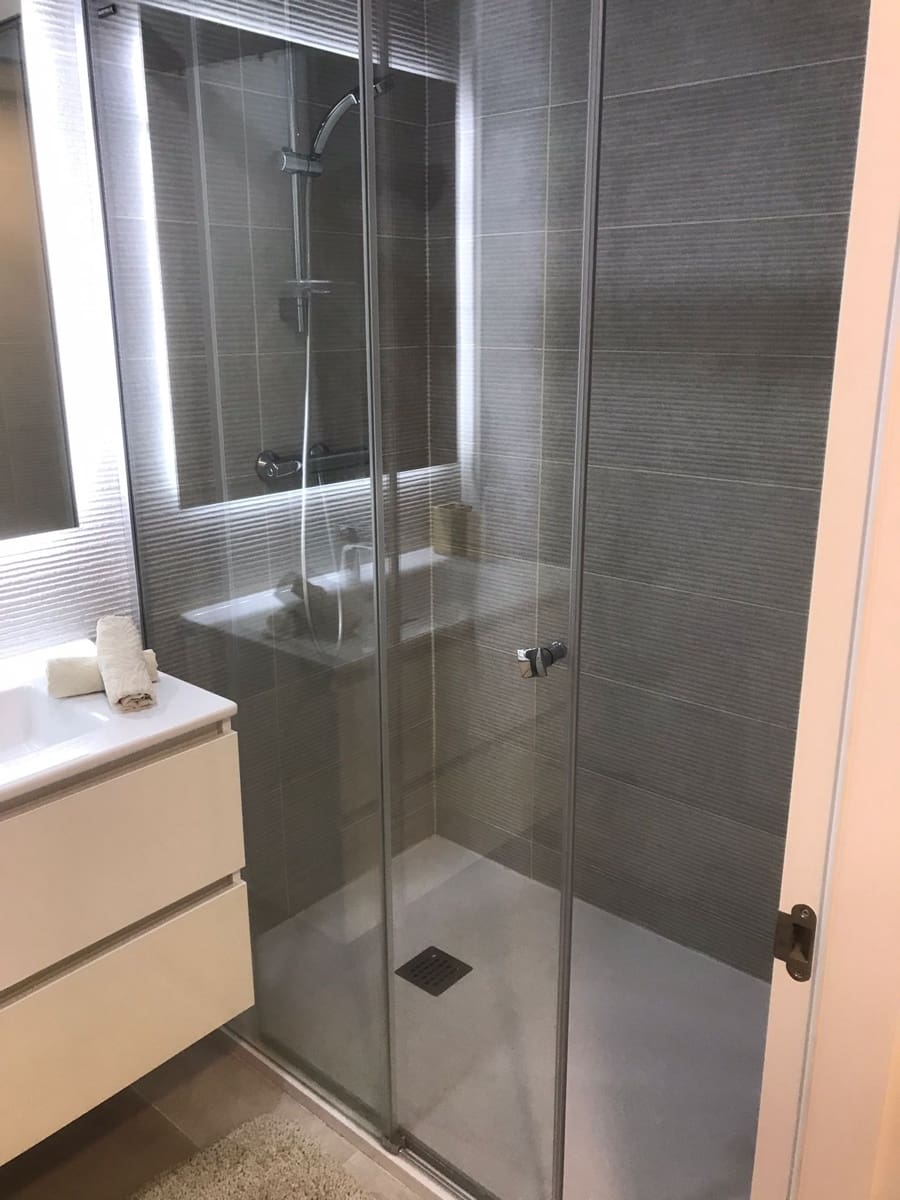 2 sovrum Lägenhet att hyra i New Golden Mile med pool garage - 2 300 € (Ref: 10012784)