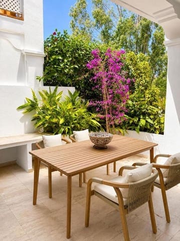 4 soverom Hus til leie i Guadalmina Alta, Marbella med svømmebasseng garasje - € 4 000 (Ref: 10012786)