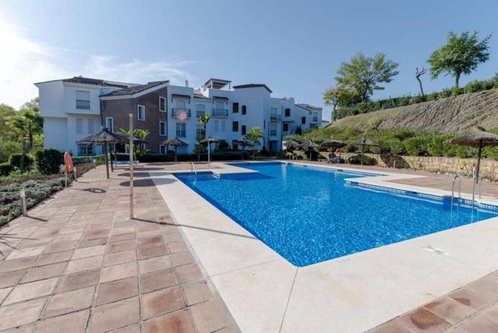 2 bedroom Apartment for rent in Los Arqueros with pool garage - € 2,100 (Ref: 10012787)
