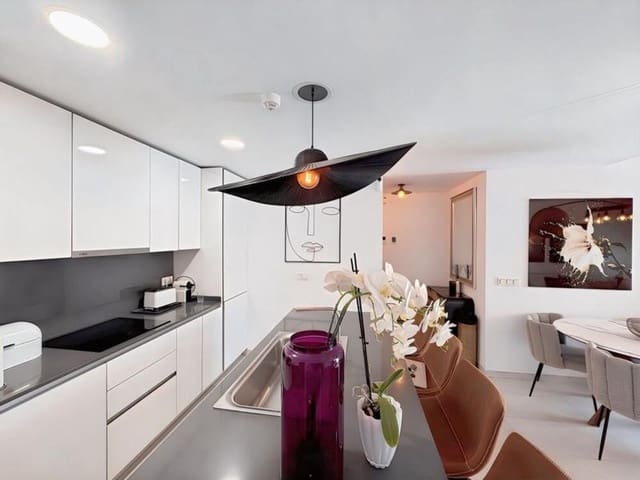 2 sypialnia Penthouse na sprzedaż w La Quinta, Benahavís z basenem garażem - 675 000 € (Ref: 10012788)