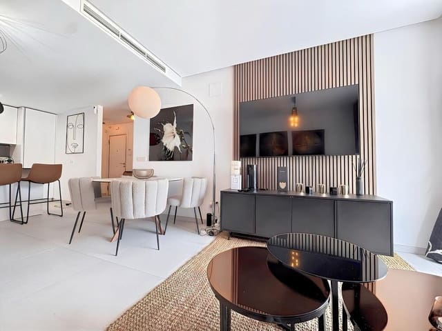 Penthouse de 2 chambres à louer à La Quinta, Benahavís avec piscine garage - 3 200 € (Ref: 10012789)