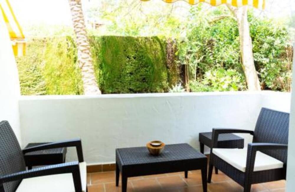 3 bedroom Apartment for rent in Golden Mile with pool garage - € 2,500 (Ref: 10012790)