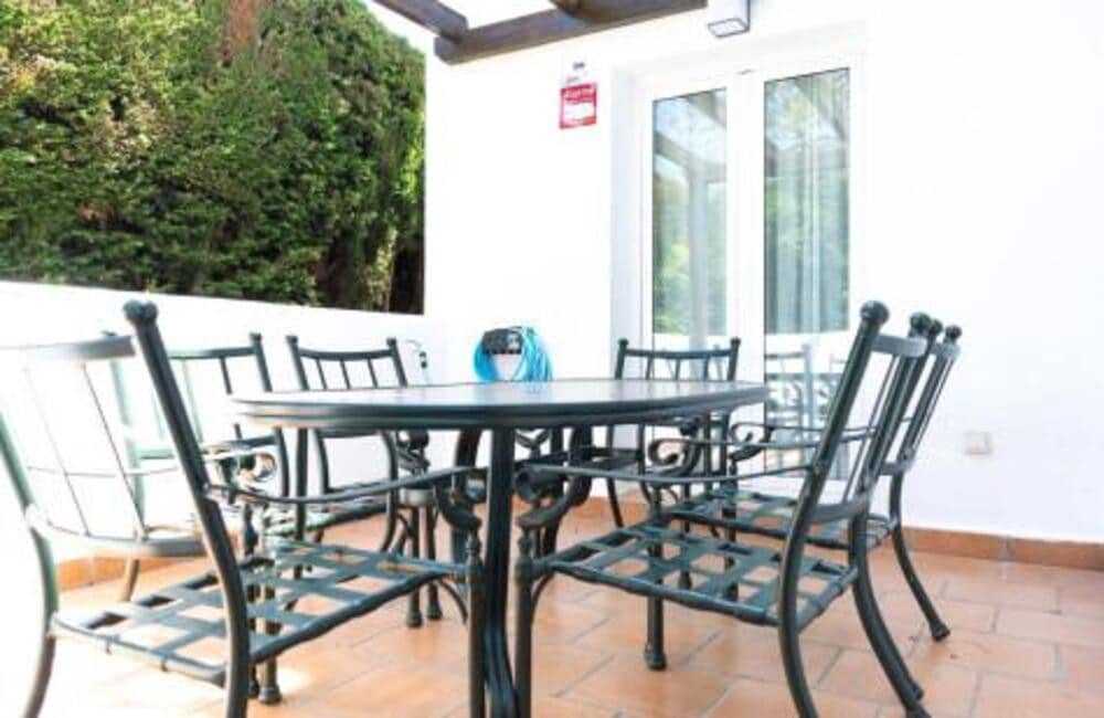3 bedroom Apartment for rent in Golden Mile with pool garage - € 2,500 (Ref: 10012790)