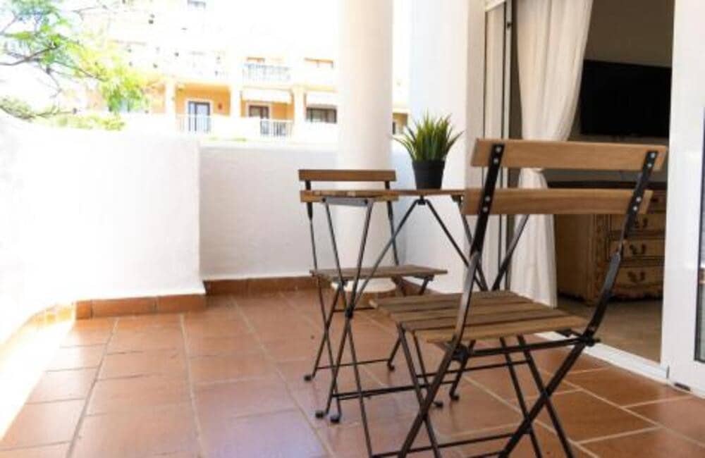 3 bedroom Apartment for rent in Golden Mile with pool garage - € 2,500 (Ref: 10012790)