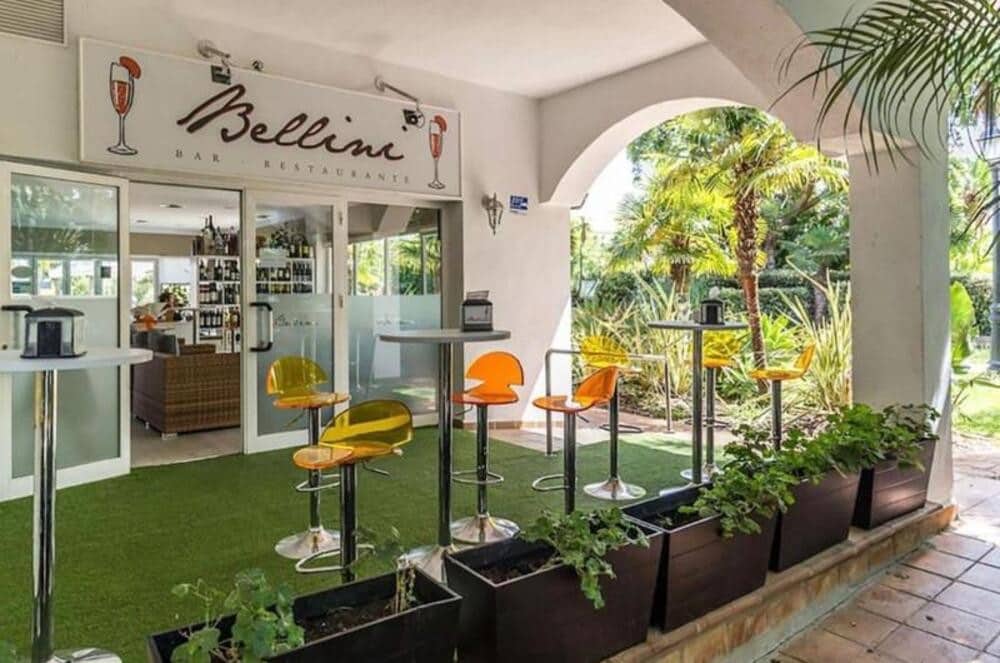 2 soveværelse Lejlighed til leje i Marbella med swimmingpool garage - € 2.000 (Ref: 10014999)