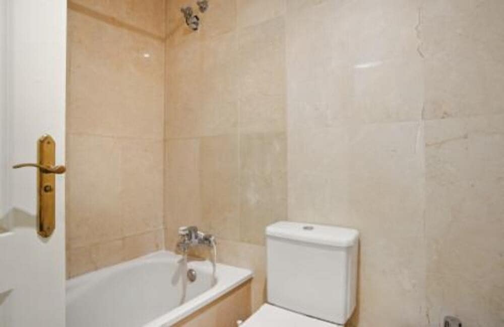 3 Zimmer Apartment zu verkaufen in Marbella mit Pool Garage - 450.000 € (Ref: 10021915)
