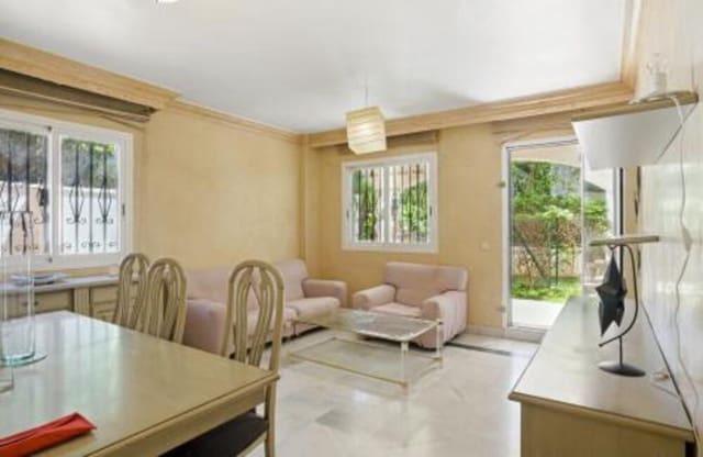 3 sovrum Lägenhet till salu i La Carolina - Guadalpín, Marbella med pool garage - 450 000 € (Ref: 10021915)