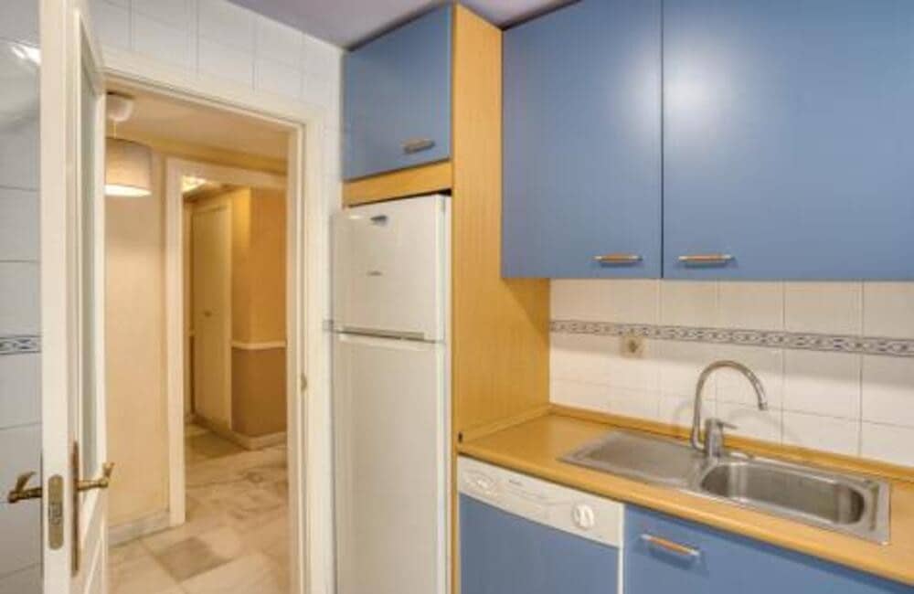 3 Zimmer Apartment zu verkaufen in Marbella mit Pool Garage - 450.000 € (Ref: 10021915)