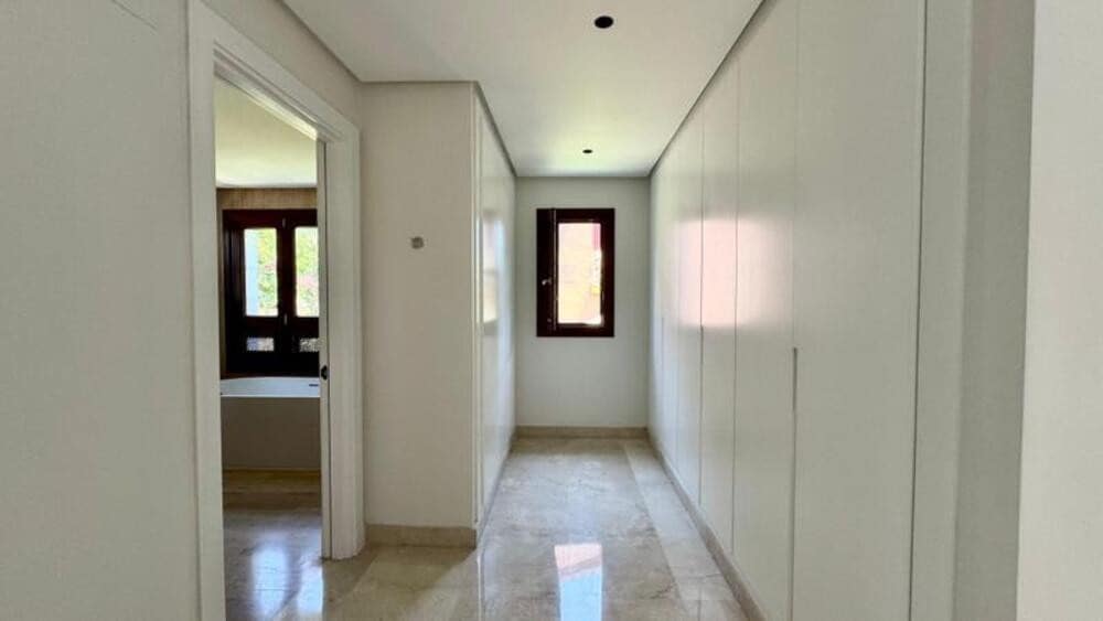 6 sovrum Villa att hyra i Marbella med pool garage - 15 000 € (Ref: 10021916)