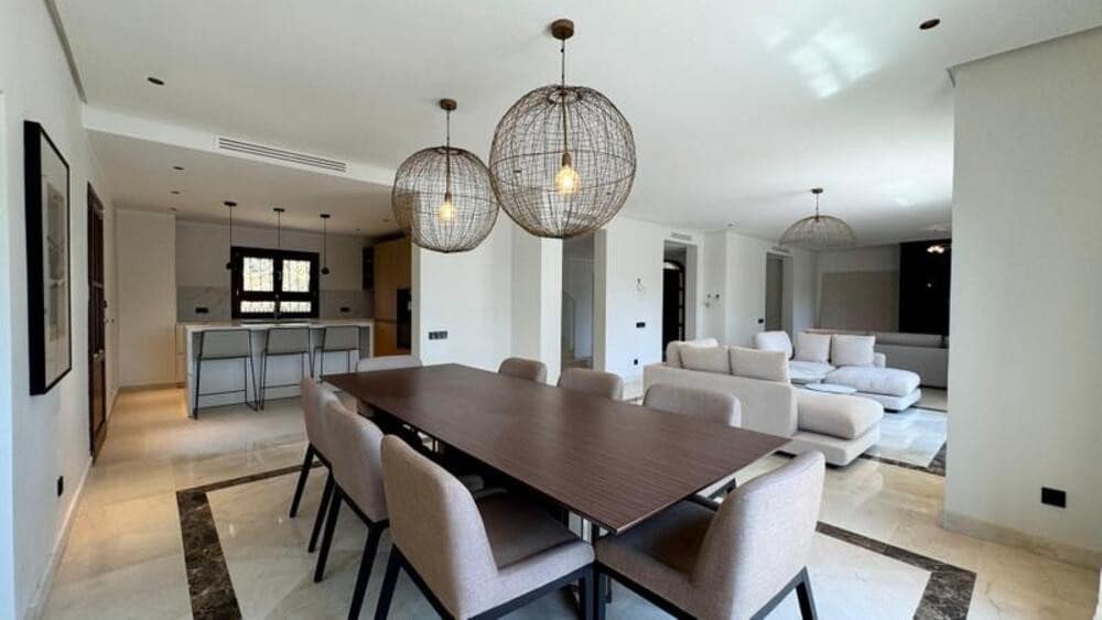 6 sovrum Villa att hyra i Marbella med pool garage - 15 000 € (Ref: 10021916)
