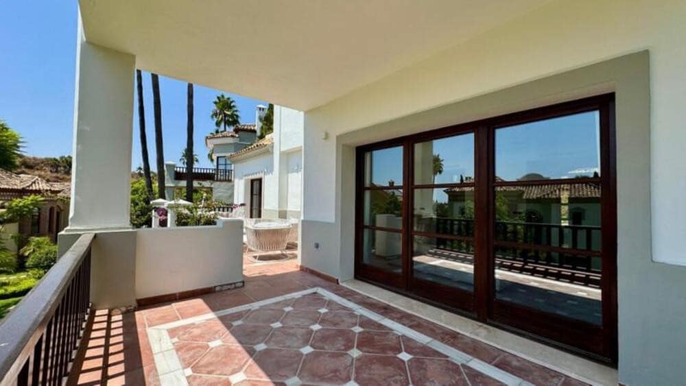 6 sovrum Villa att hyra i Marbella med pool garage - 15 000 € (Ref: 10021916)