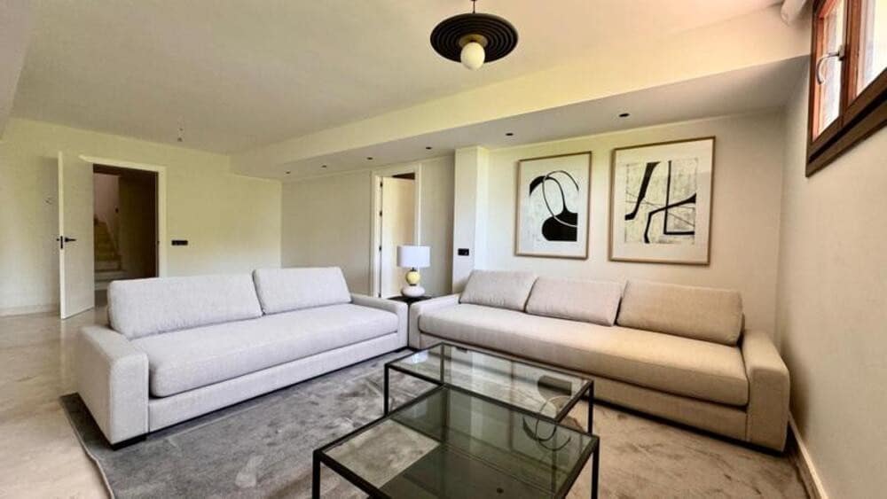 6 sovrum Villa att hyra i Marbella med pool garage - 15 000 € (Ref: 10021916)