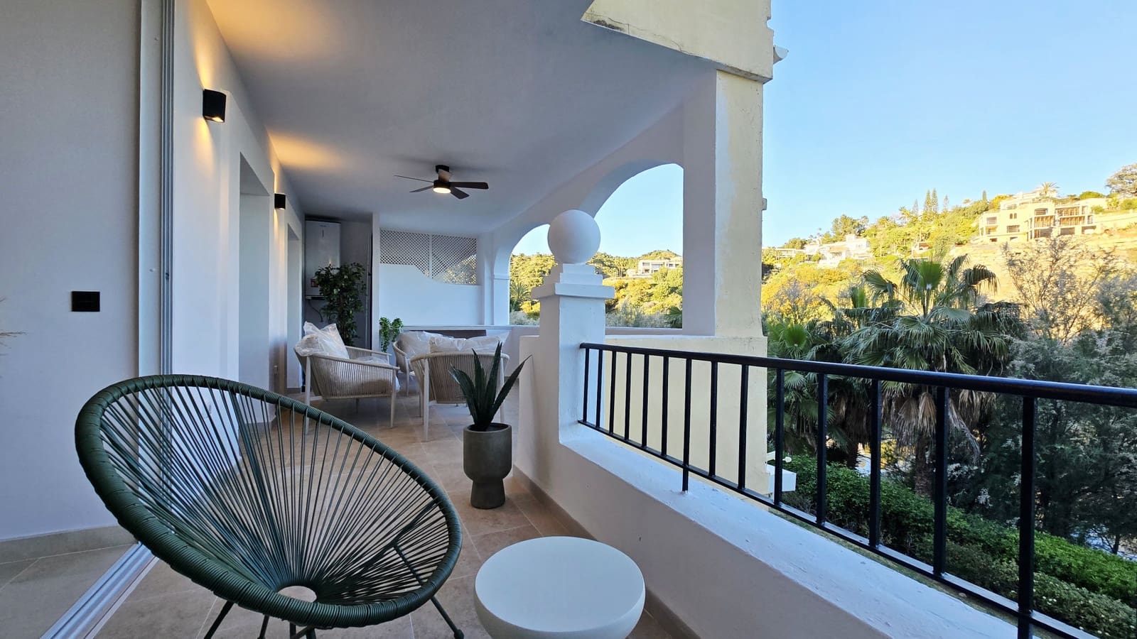 3 bedroom Apartment for sale in Benahavis with pool garage - € 549,000 (Ref: 10021917)