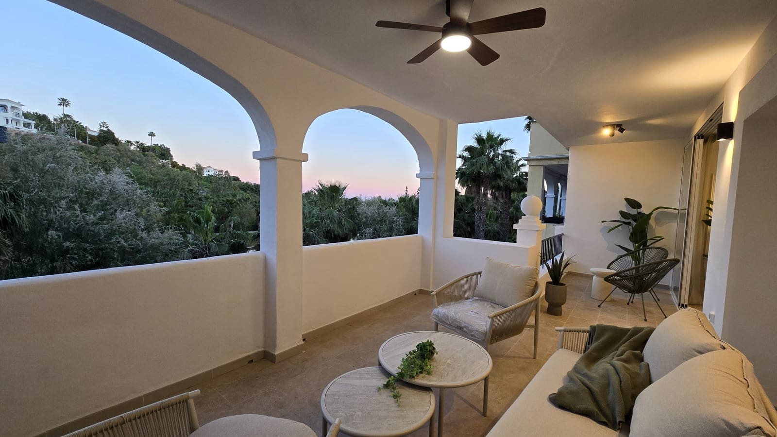 3 bedroom Apartment for sale in Benahavis with pool garage - € 549,000 (Ref: 10021917)