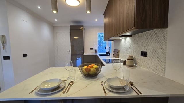 3 bedroom Apartment for sale in La Quinta, Benahavís with pool garage - € 549,000 (Ref: 10021917)