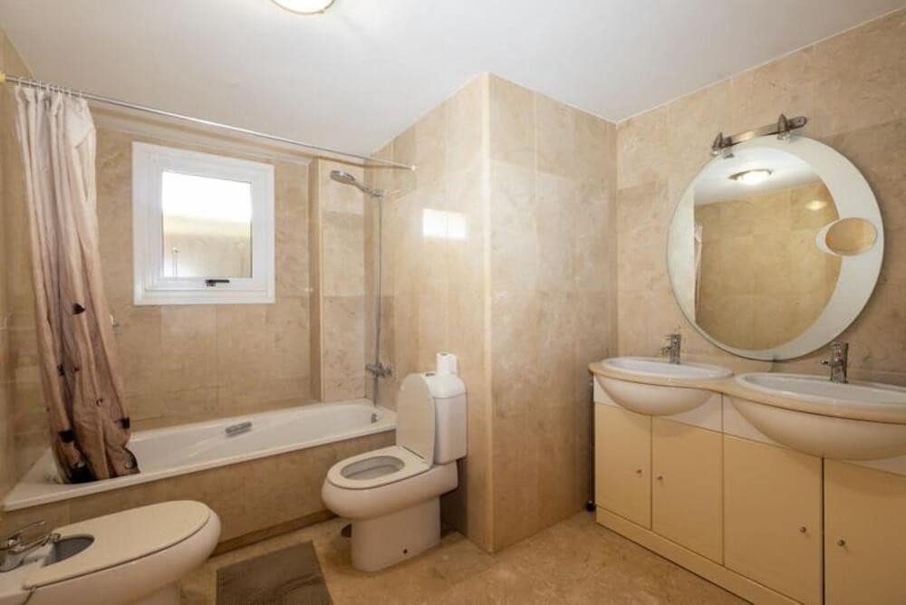 3 sovrum Lägenhet att hyra i Guadalmina med pool garage - 2 300 € (Ref: 10021918)