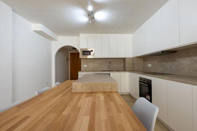 3 sovrum Lägenhet att hyra i Guadalmina Alta, Marbella med pool garage - 2 300 € (Ref: 10021918)