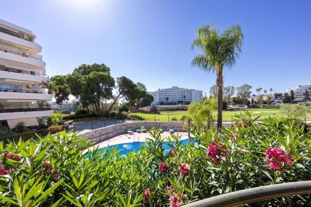 3 sovrum Lägenhet att hyra i Guadalmina med pool garage - 2 300 € (Ref: 10021918)