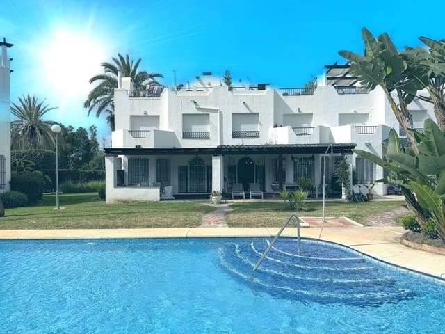 4 quarto Casa em Banda para arrendar em Los Naranjos, Marbella - 3 500 € (Ref: 10023519)
