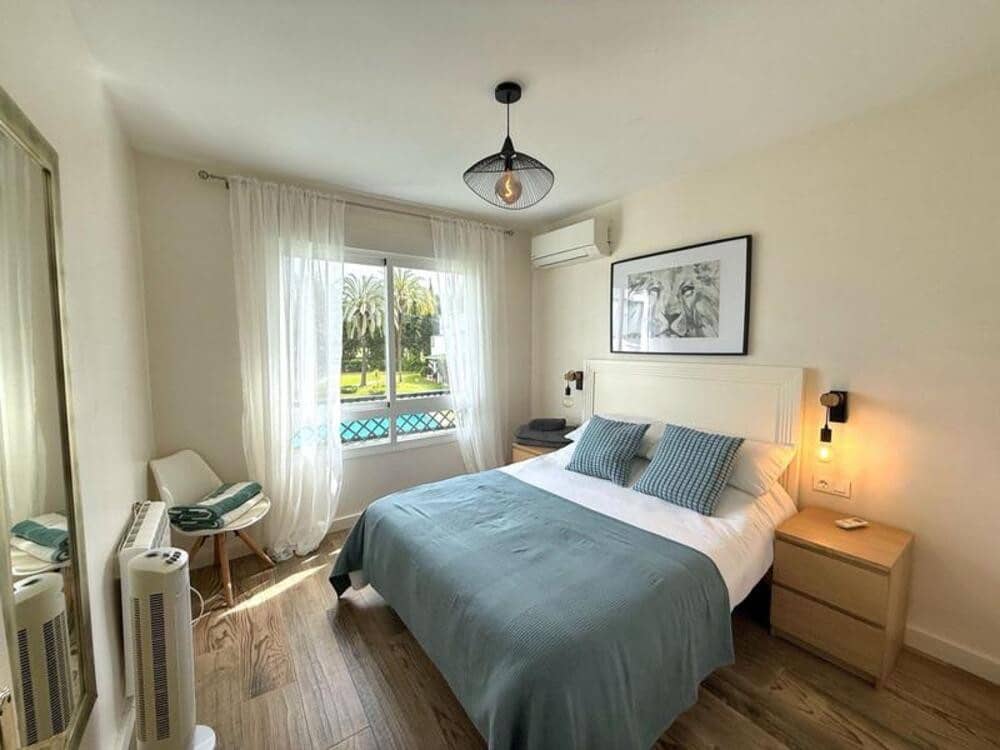 4 bedroom Townhouse for rent in Marbella with pool garage - € 3,500 (Ref: 10023519)