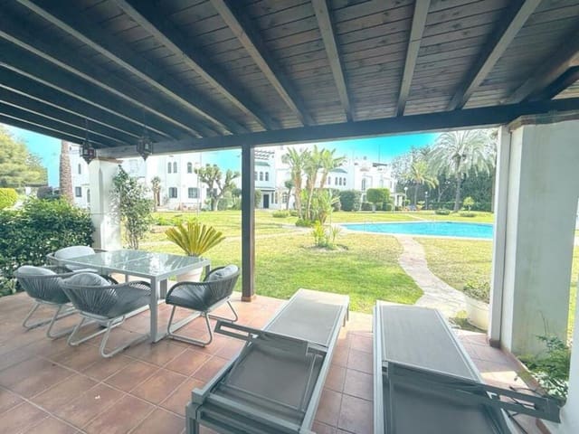 4 quarto Casa em Banda para arrendar em Los Naranjos, Marbella com piscina garagem - 3 500 € (Ref: 10023519)