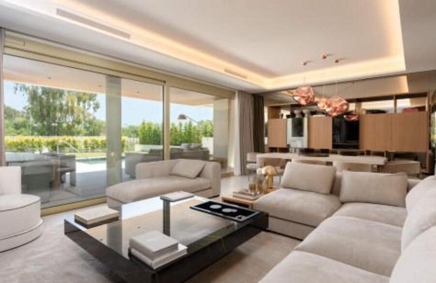 Appartement de 3 chambres à louer à Marbella avec piscine garage - 16 500 € (Ref: 10025035)