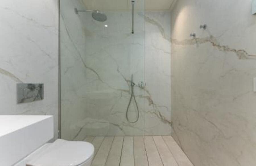 Appartement de 3 chambres à louer à Marbella avec piscine garage - 16 500 € (Ref: 10025035)