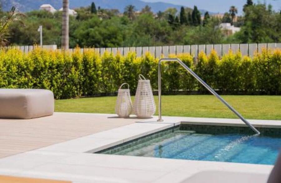 Appartement de 3 chambres à louer à Marbella avec piscine garage - 16 500 € (Ref: 10025035)