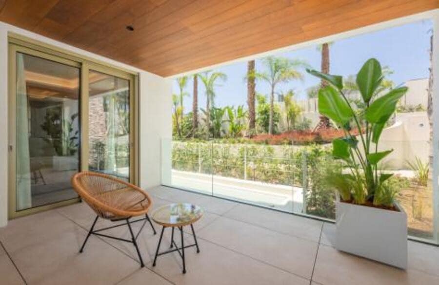 Appartement de 3 chambres à louer à Marbella avec piscine garage - 16 500 € (Ref: 10025035)