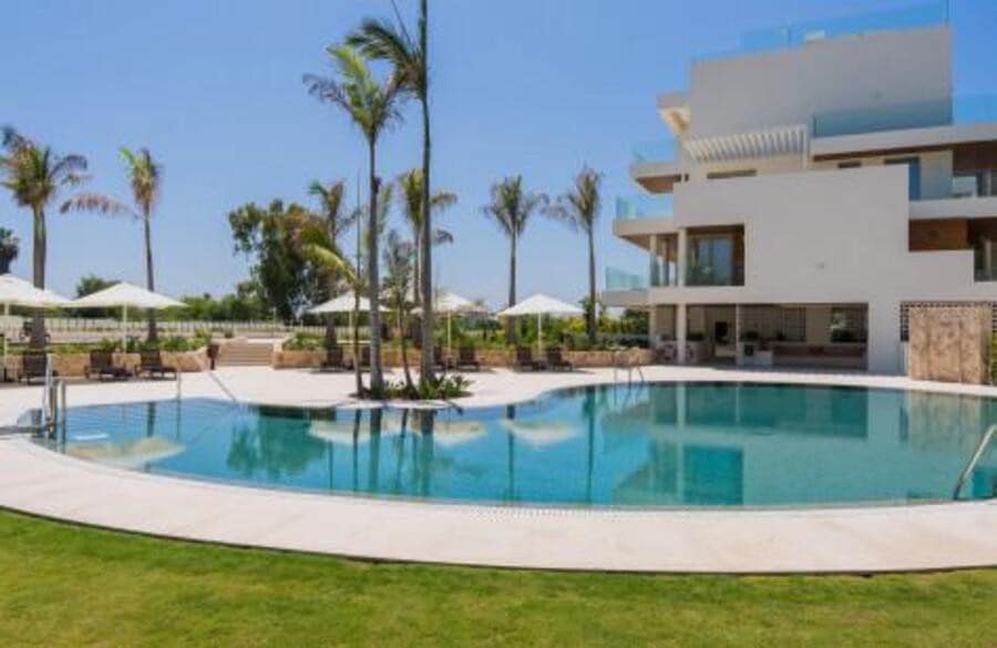 Appartement de 3 chambres à louer à Marbella avec piscine garage - 16 500 € (Ref: 10025035)